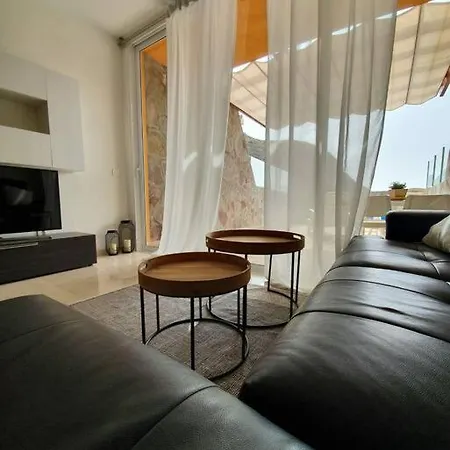 Ocean Tauro, Fast Wi-fi, Pool, Terrace شقة تاوريتو